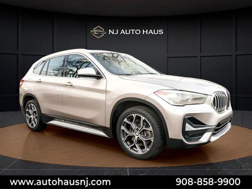 Cashmere Silver Metallic 2021 BMW X1 xDrive28i