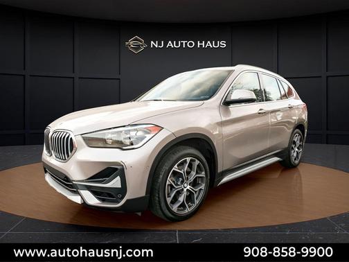 Cashmere Silver Metallic 2021 BMW X1 xDrive28i