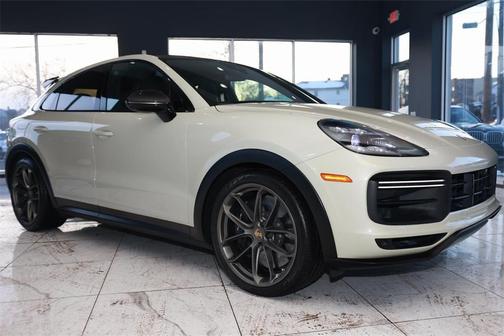 2023 Porsche Cayenne Turbo GT