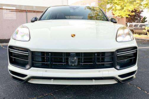 PAINT TO SAMPLE 2023 Porsche Cayenne Turbo GT
