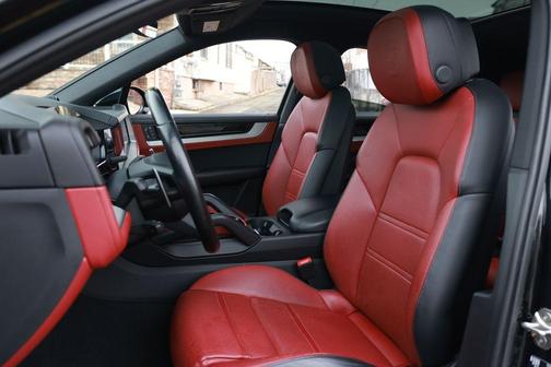 2024 Porsche Cayenne AWD