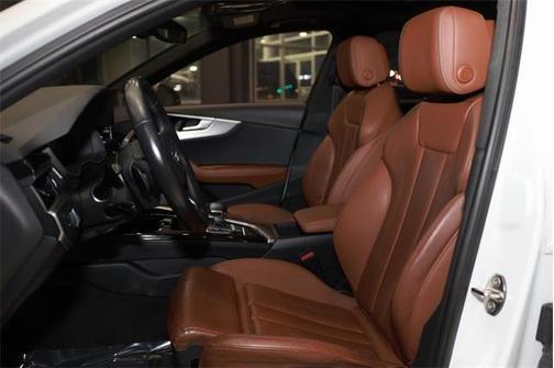 2023 Audi A4 45 S line Premium Plus