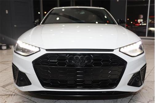 2023 Audi A4 45 S line Premium Plus