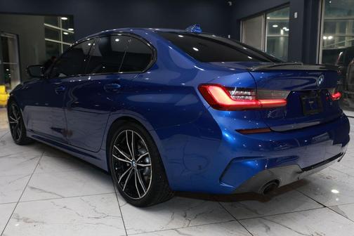 2021 BMW 330 i