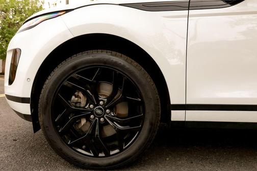 Fuji White 2020 Land Rover Range Rover Evoque SE