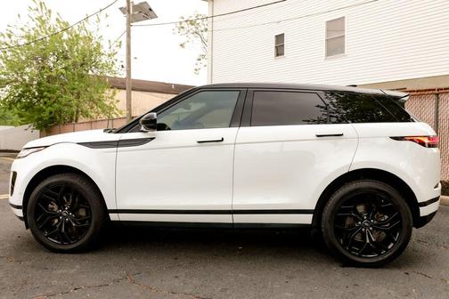 Fuji White 2020 Land Rover Range Rover Evoque SE