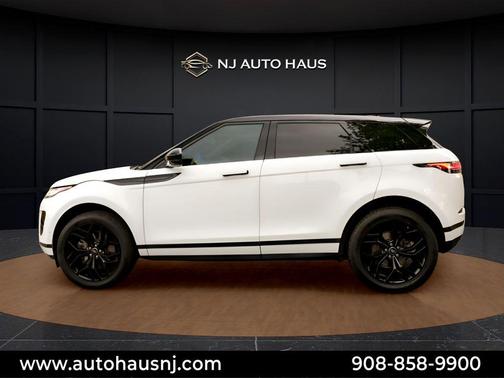 Fuji White 2020 Land Rover Range Rover Evoque SE