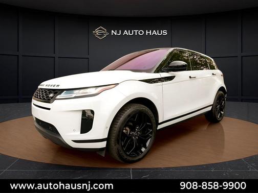 Fuji White 2020 Land Rover Range Rover Evoque SE