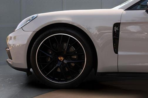 Chalk 2020 Porsche Panamera Base
