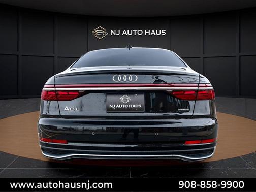 Mythos Black Metallic 2023 Audi A8 L 55