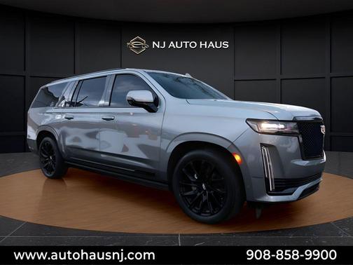 2024 Cadillac Escalade ESV Sport