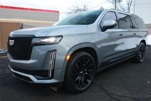 2024 Cadillac Escalade ESV Sport