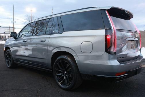 2024 Cadillac Escalade ESV Sport