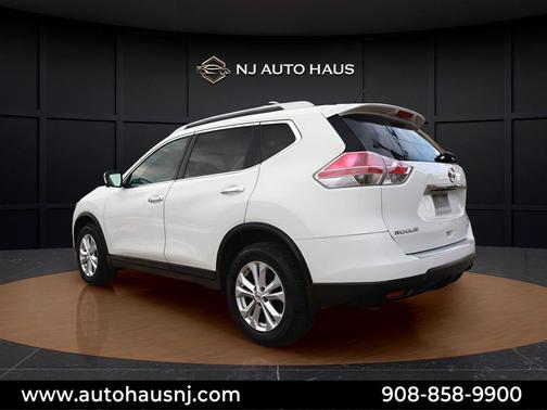 2015 Nissan Rogue SV