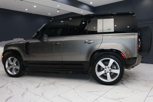 2023 Land Rover Defender 110 X-Dynamic SE