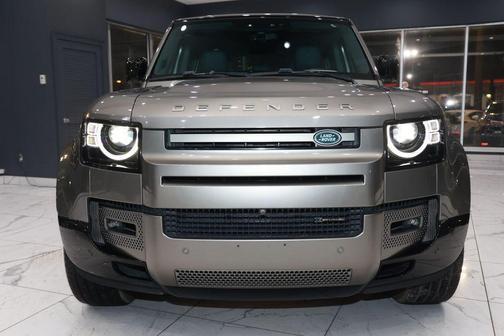 2023 Land Rover Defender 110 X-Dynamic SE