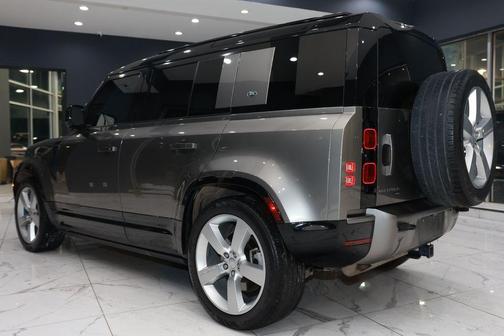 2023 Land Rover Defender 110 X-Dynamic SE