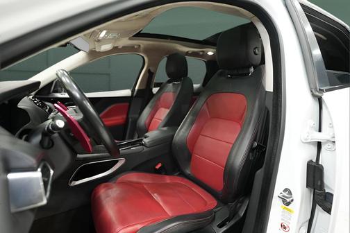 2020 Jaguar F-PACE 25t R-Sport