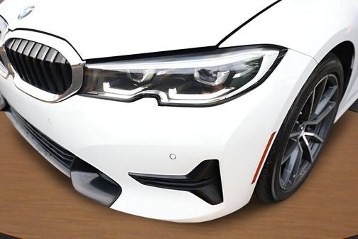 Alpine White 2019 BMW 330 i