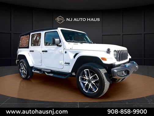 Bright White Clearcoat 2024 Jeep Wrangler 4xe Sport