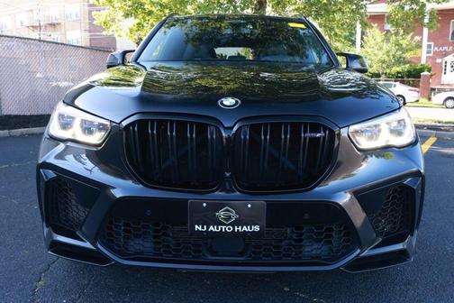 Black Sapphire Metallic 2021 BMW X5 M Base