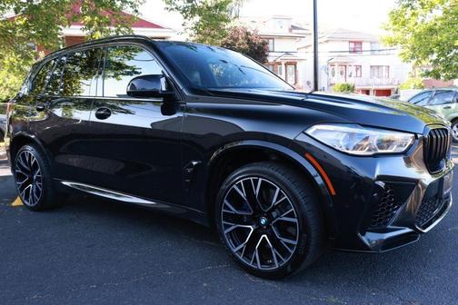 Black Sapphire Metallic 2021 BMW X5 M Base