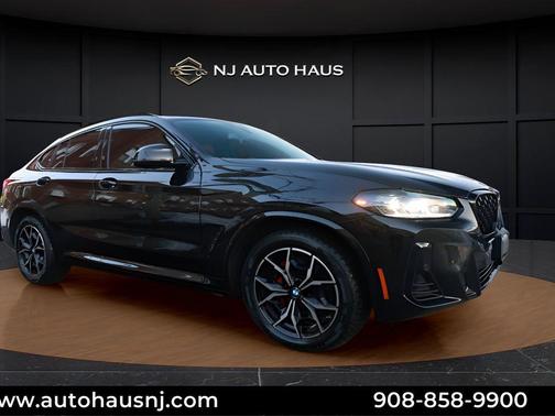 2023 BMW X4 xDrive30i