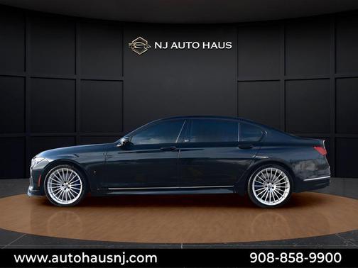 2022 BMW ALPINA B7 xDrive