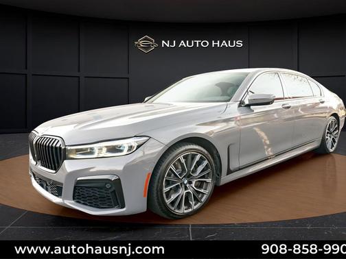 Bemina Gray Amber Effect 2020 BMW 750 i xDrive