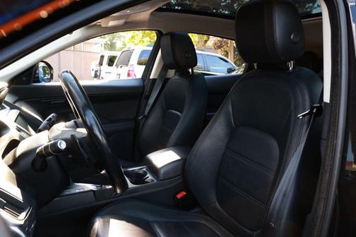 Santorini Black 2019 Jaguar E-PACE SE