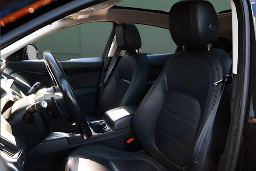 Santorini Black 2019 Jaguar E-PACE SE