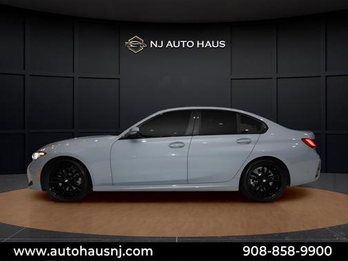 2023 BMW 330 i