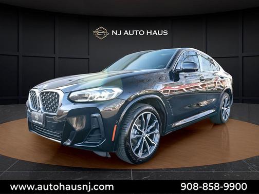 Black Sapphire Metallic 2022 BMW X4 xDrive30i