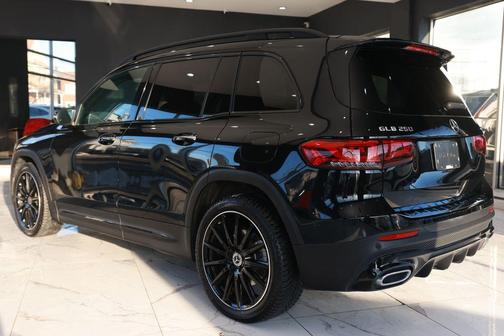 2023 Mercedes-Benz GLB 250 Base 4MATIC