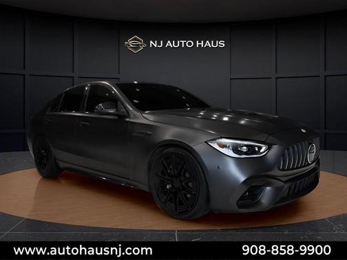 2024 Mercedes-Benz AMG C 63 S E Performance