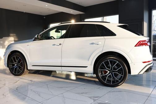 2021 Audi Q8 55 Prestige
