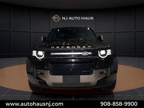 2023 Land Rover Defender 110 X-Dynamic SE