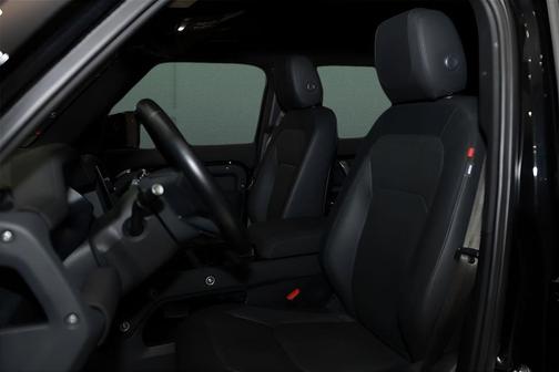 2023 Land Rover Defender 110 X-Dynamic SE