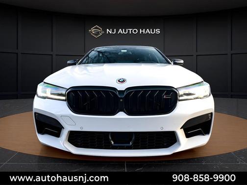 Alpine White 2023 BMW M5 Base