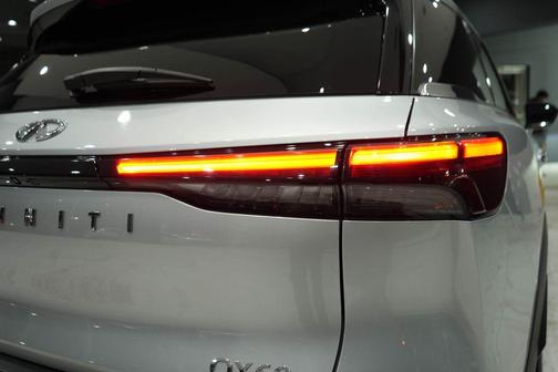 2023 INFINITI QX60 Pure