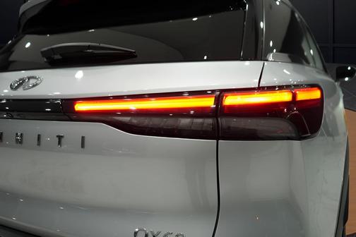 2023 INFINITI QX60 Pure