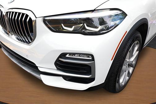 Alpine White 2021 BMW X5 sDrive40i
