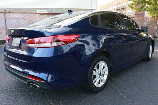 Horizon Blue 2018 Kia Optima LX