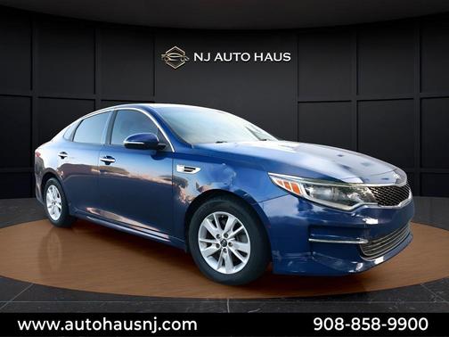 Horizon Blue 2018 Kia Optima LX