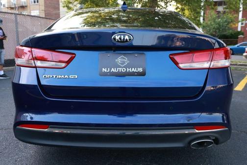 Horizon Blue 2018 Kia Optima LX
