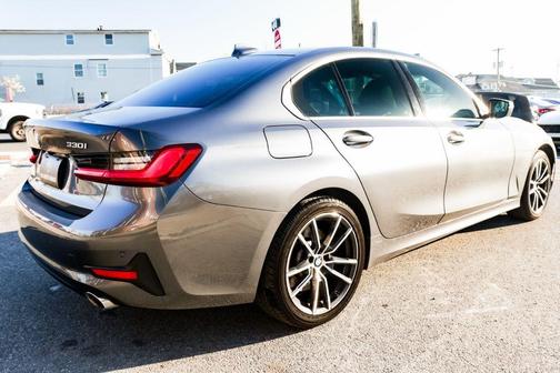 Mineral Gray Metallic 2022 BMW 330 i