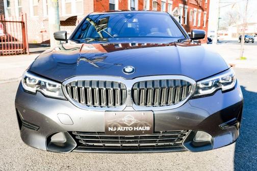 Mineral Gray Metallic 2022 BMW 330 i