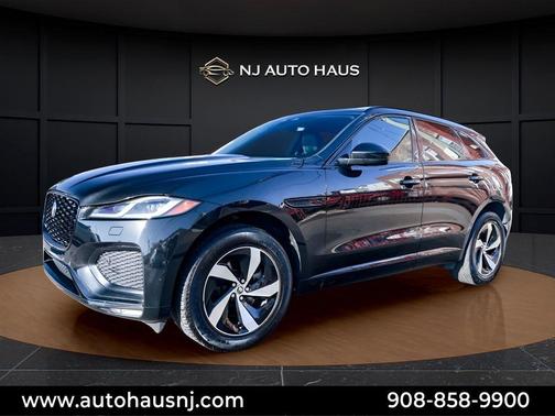 Santorini Black 2024 Jaguar F-PACE P250 R-Dynamic S