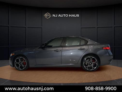 2023 Alfa Romeo Giulia Veloce