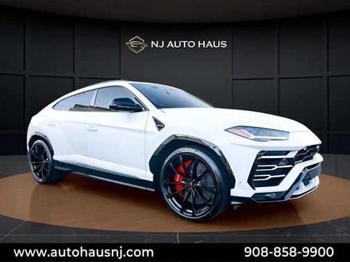 2023 Lamborghini Urus S